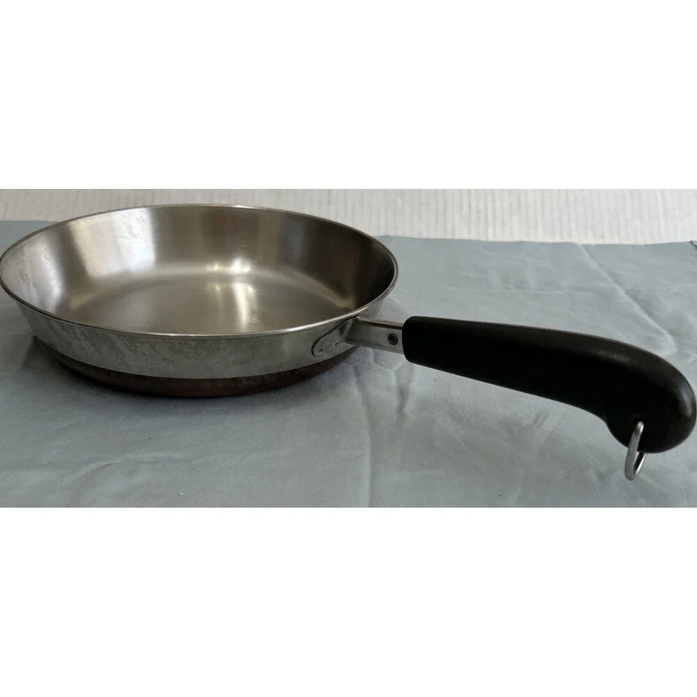 Vintage Revere Ware 9 inch Skillet Fry Pan Copper Clad 1801 Clinton